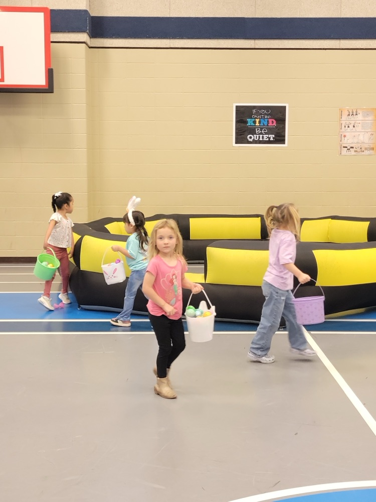 Tiny baskets, big smiles, and lots of egg-citement! 🐣🥚 Our PreK friends had the sweetest time hunting for eggs and making spring memories together. 💛🌷 #PreKEggHunt #LittleLearnersBigFun