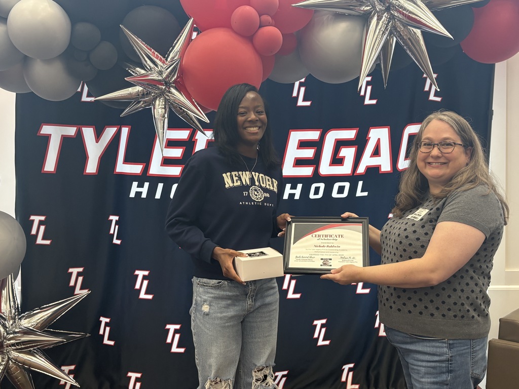 Tyler Legacy PTA Scholarship winners