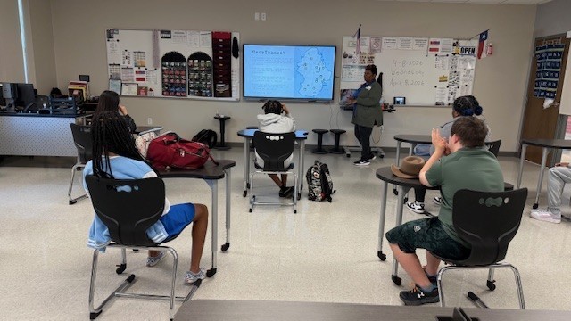 Mrs. Baldwin's students learning about Tyler transit