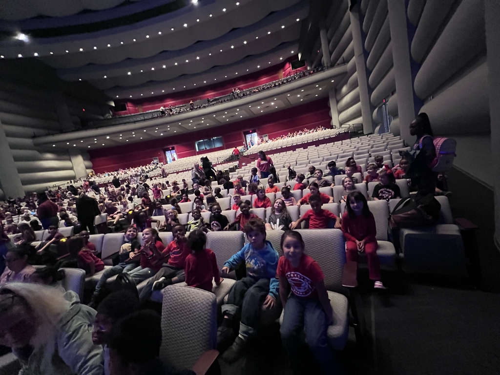 kindergarteners jungle book field trip 