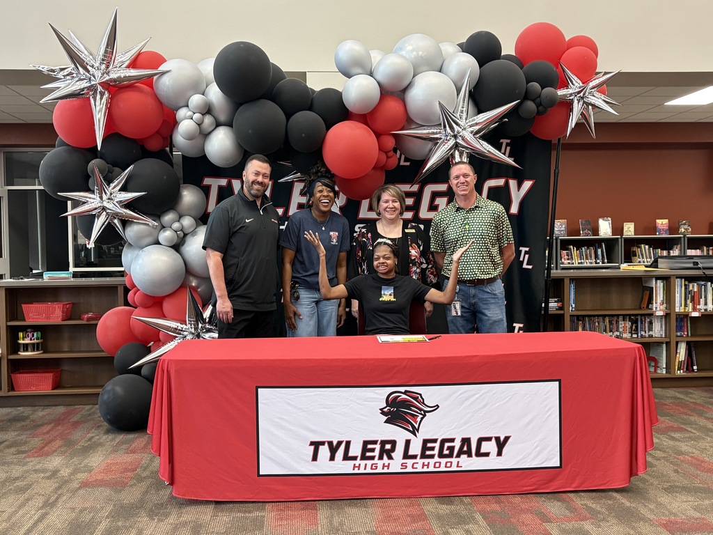 Tyler Legacy student at their 18+ signing