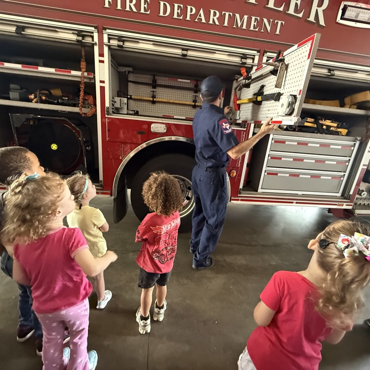 pre k students at the fire station