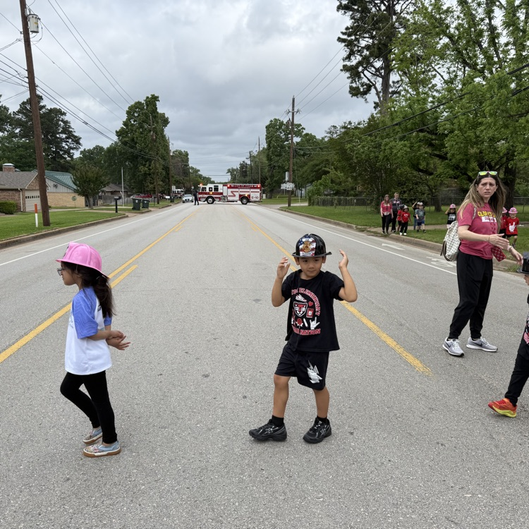 pre k students at the fire station