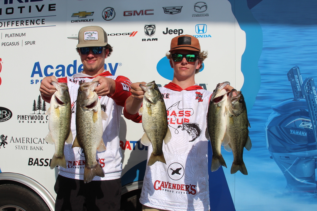 Jake Denson & Layne Murlin with their winning bass