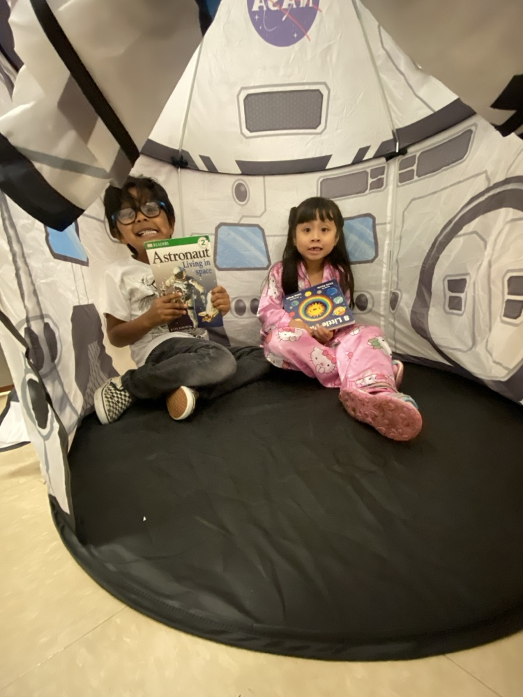 kids doing space activities