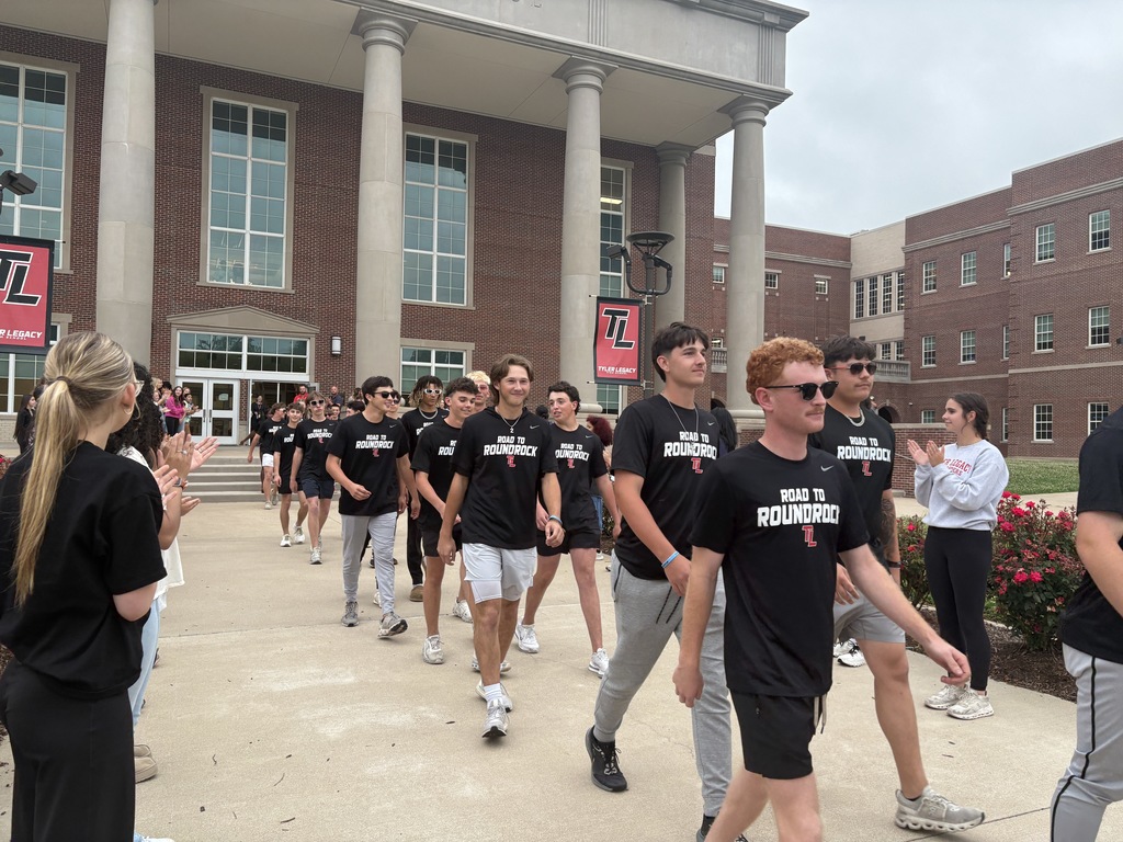 Tyler Legacy Varsity Baseball for their sendoff to game 1 against Wylie East