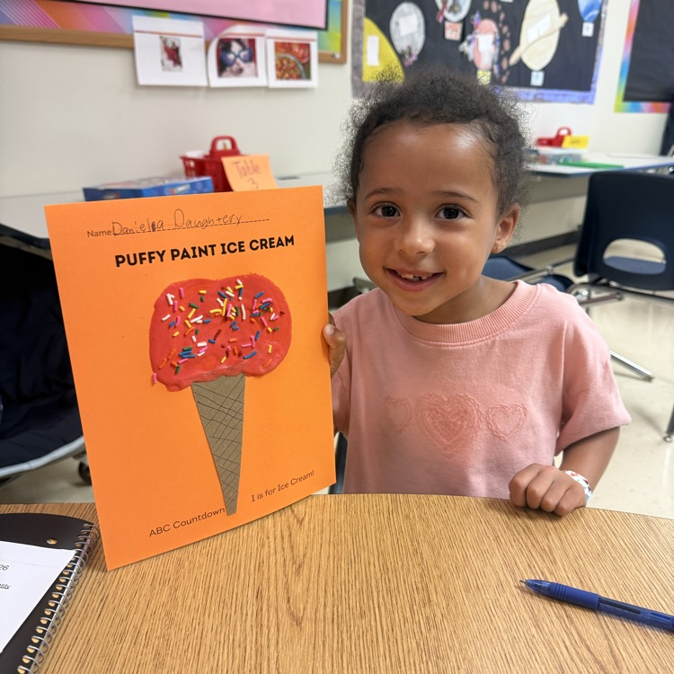 students doing a puffy paint ice cream craft