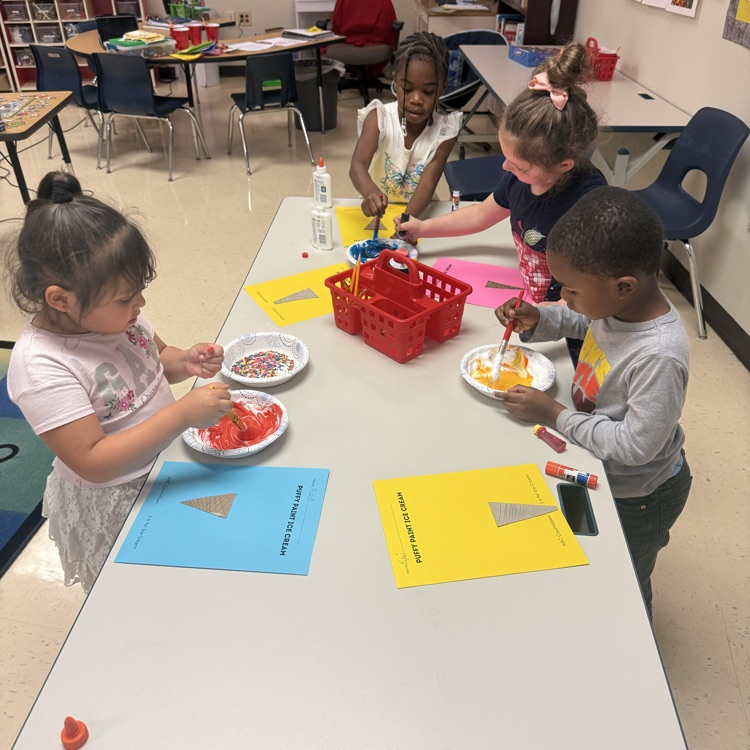 students doing a puffy paint ice cream craft