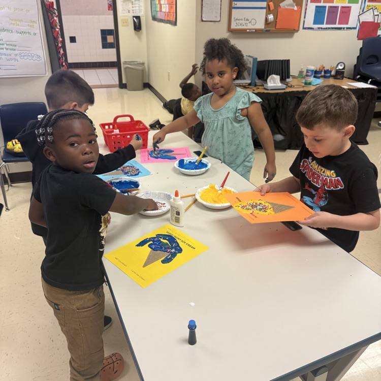 students doing a puffy paint ice cream craft