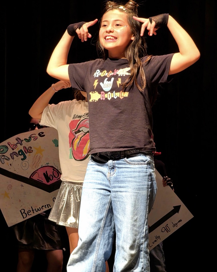 talent show girl