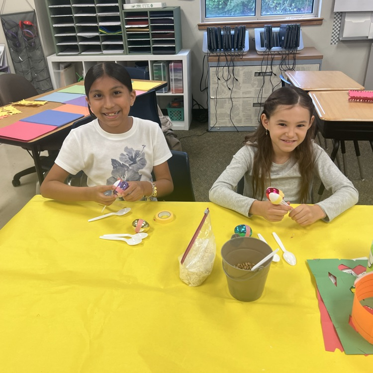 Learning about Mexican culture today. We’ve learned about cinco de mayo, sombreros, maracas and papel picado. They’ve made each. We’re preparing our background knowledge for the Mexico 2000 performance.