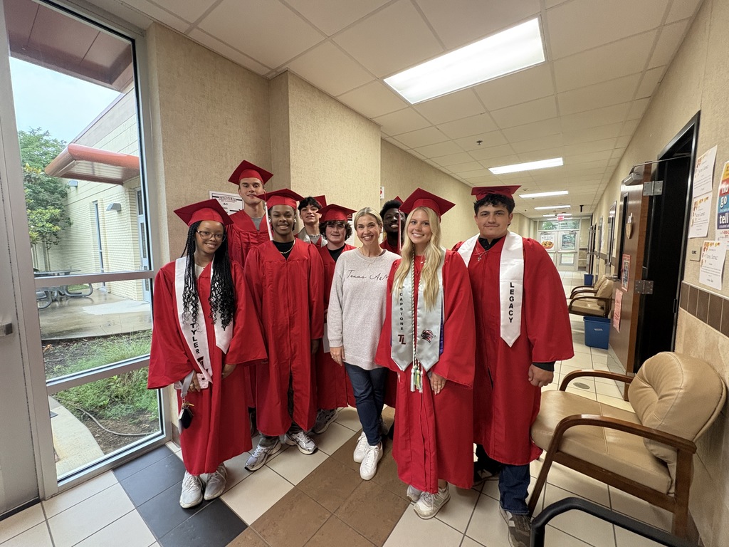 Tyler Legacy seniors at Rice ES for grad walks