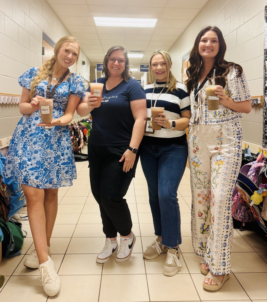 Teachers drinking their teacher appreciation drink from Sip’n.