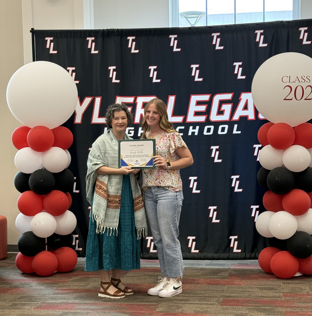 Tyler ISD seniors with their scholarship awards from TISD Foundation