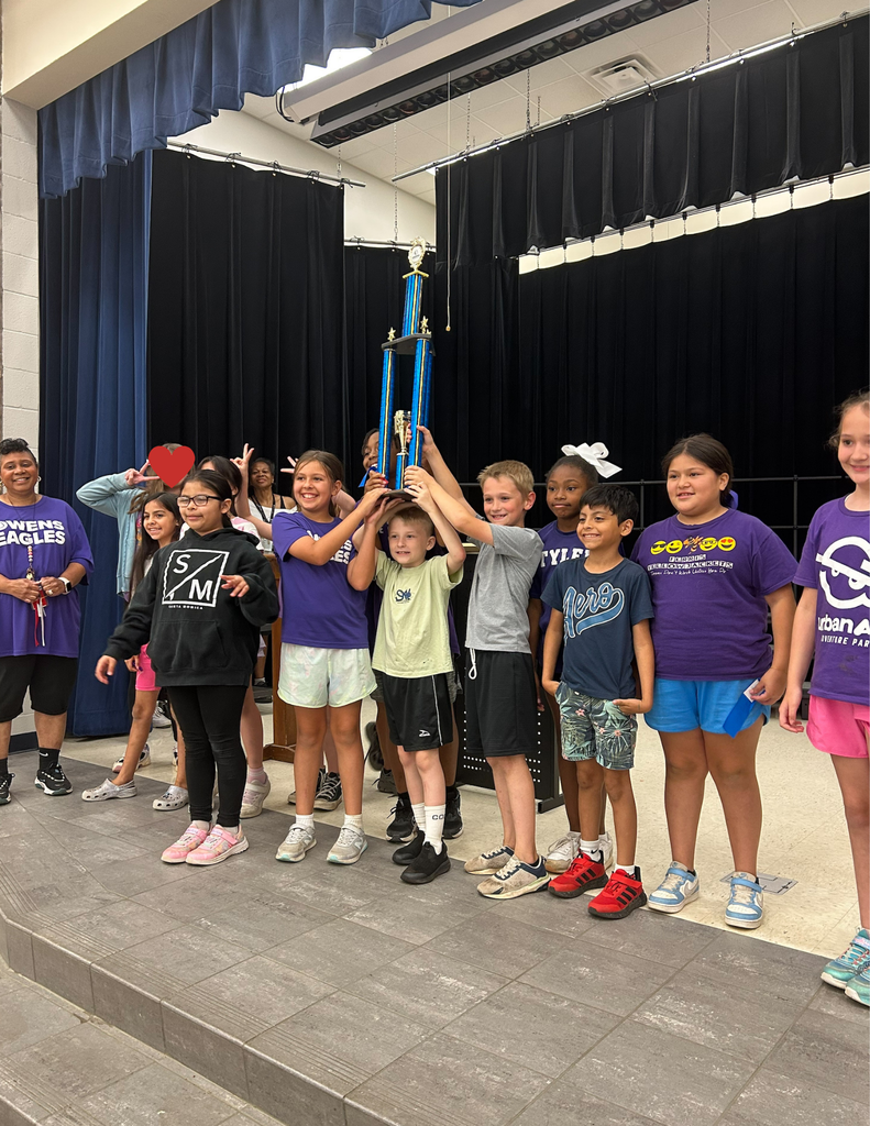 Class receiving awards.