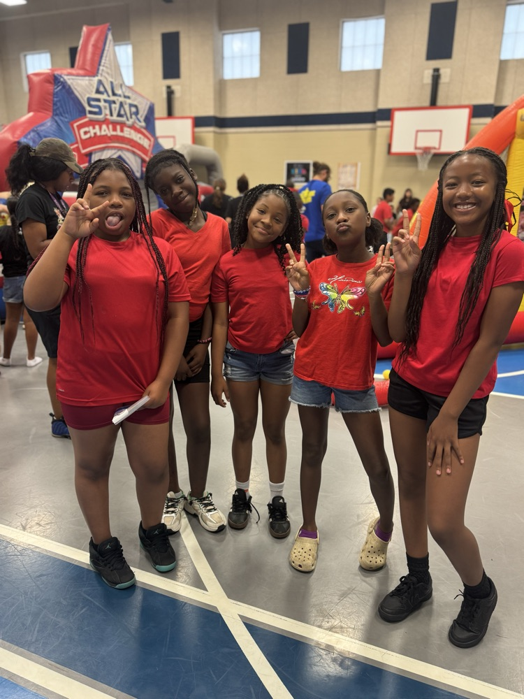 students at field day