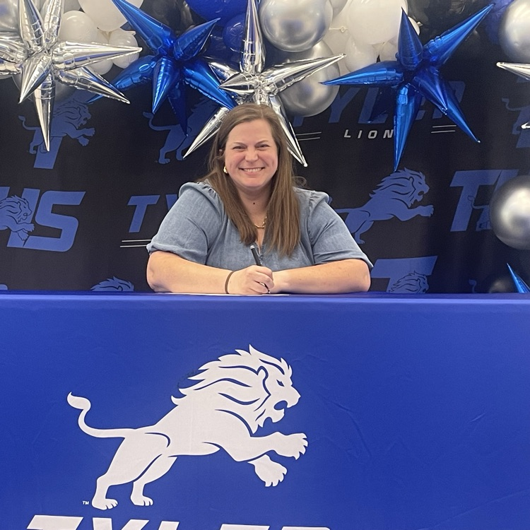 teacher signing