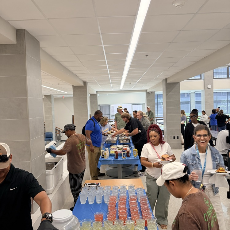 lunch line