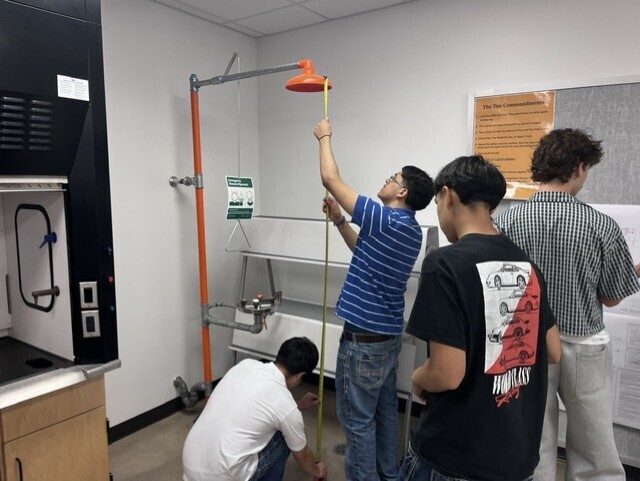 students measuring
