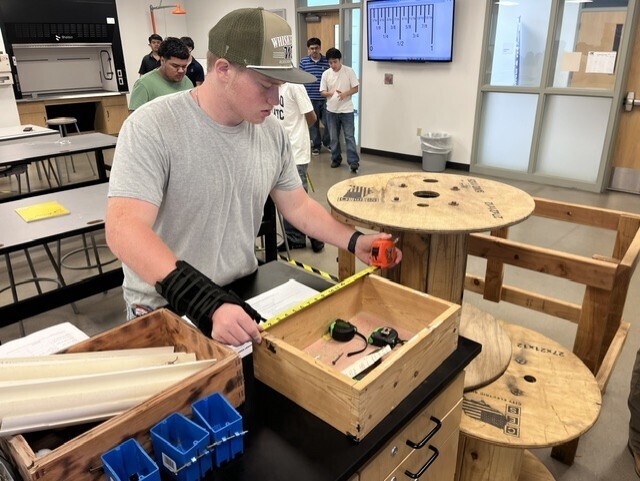 students measuring