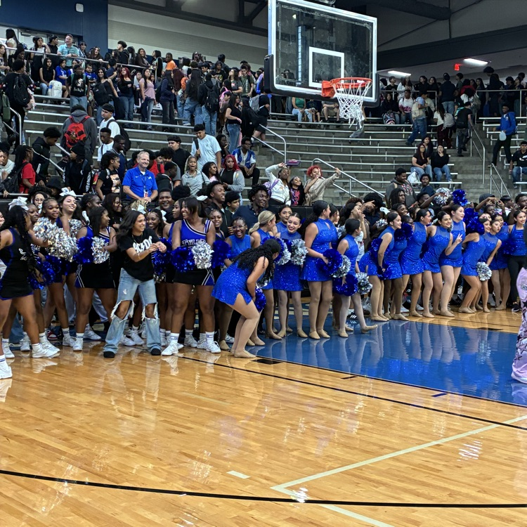 student on the court doing the grade level chant
