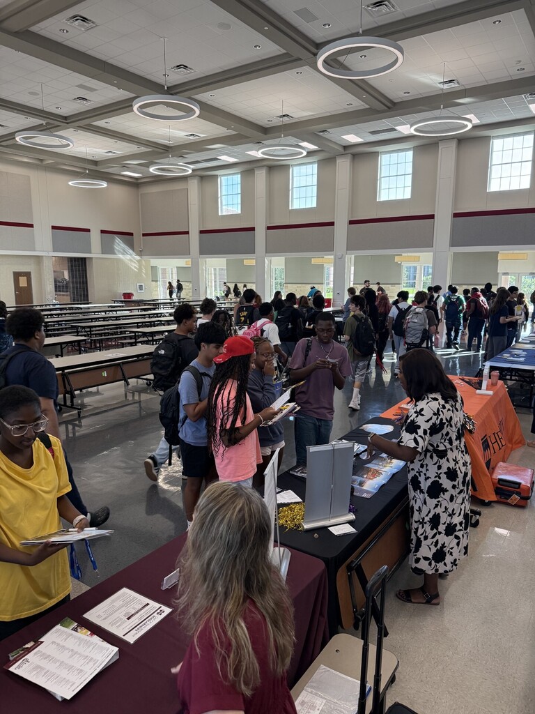 College fair at legacy for graduating seniors