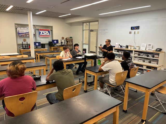 Tyler ISD mobility orientation specialist with students