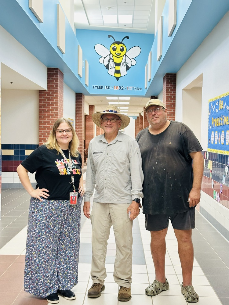 Clementi with two local beekeepers