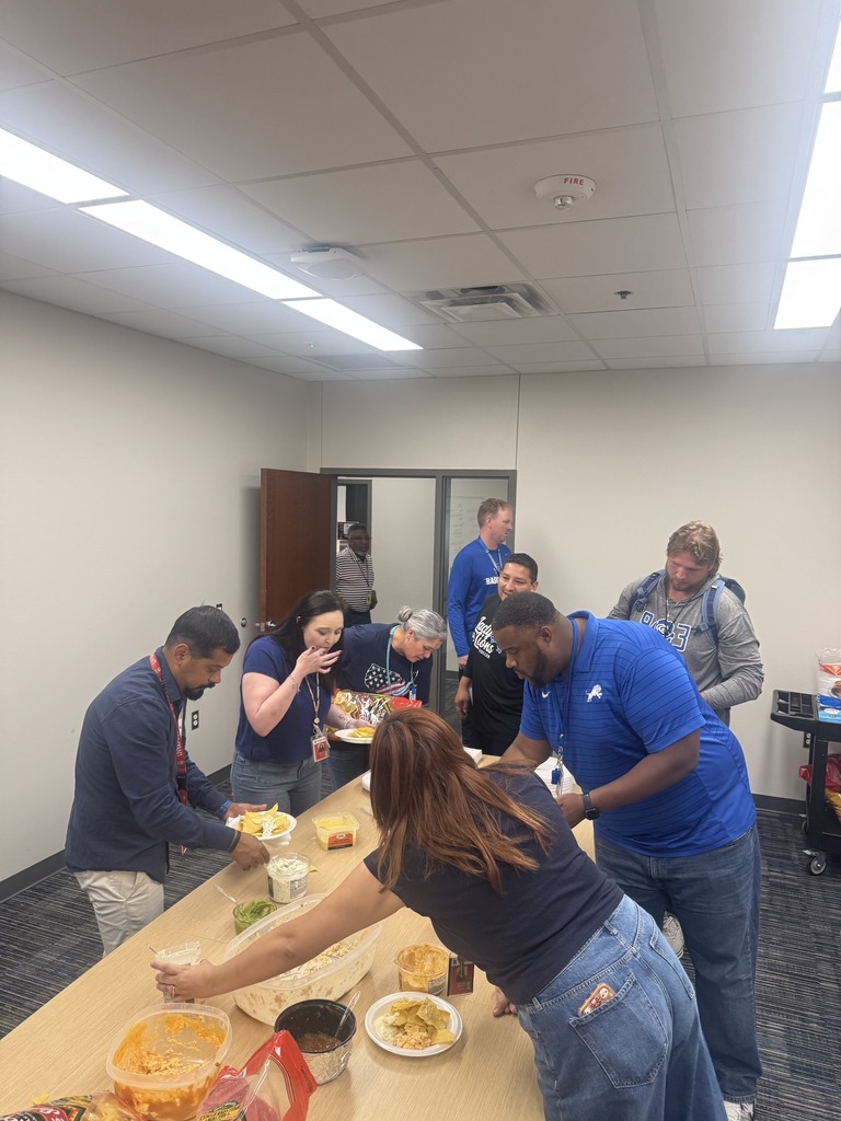 teachers get chips and dips
