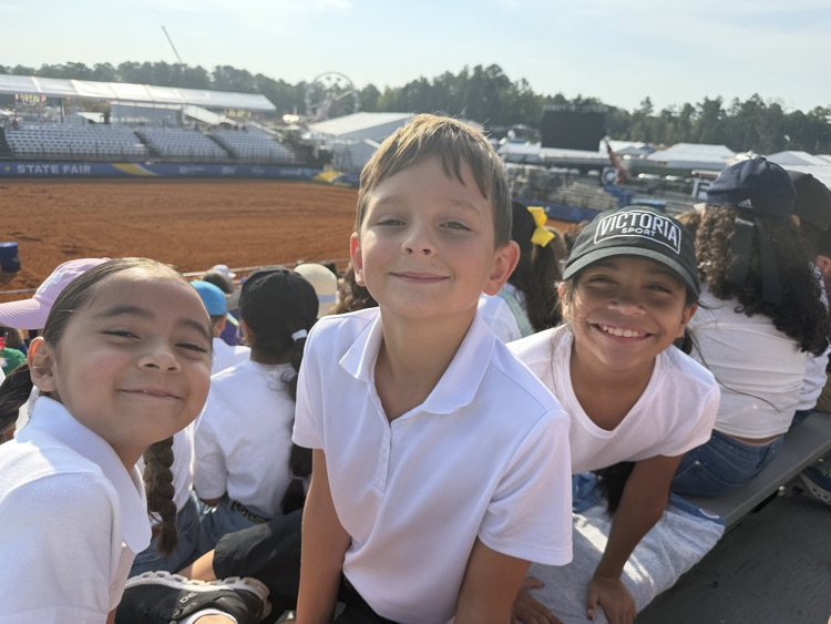 students at field trip