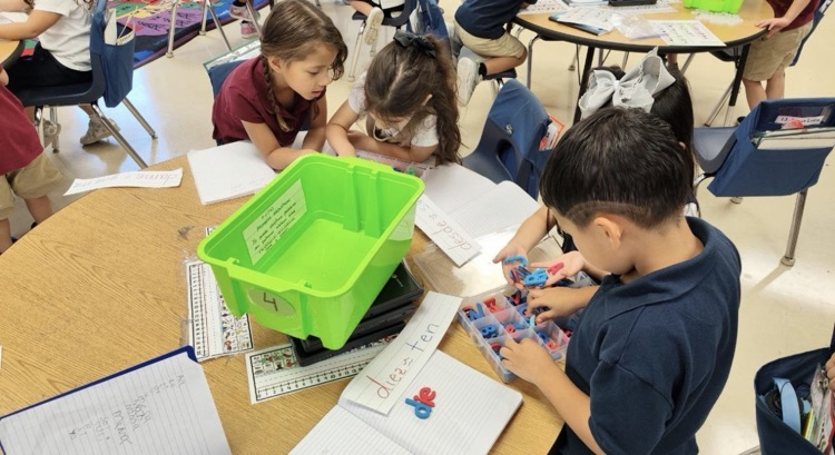 students doing lit centers