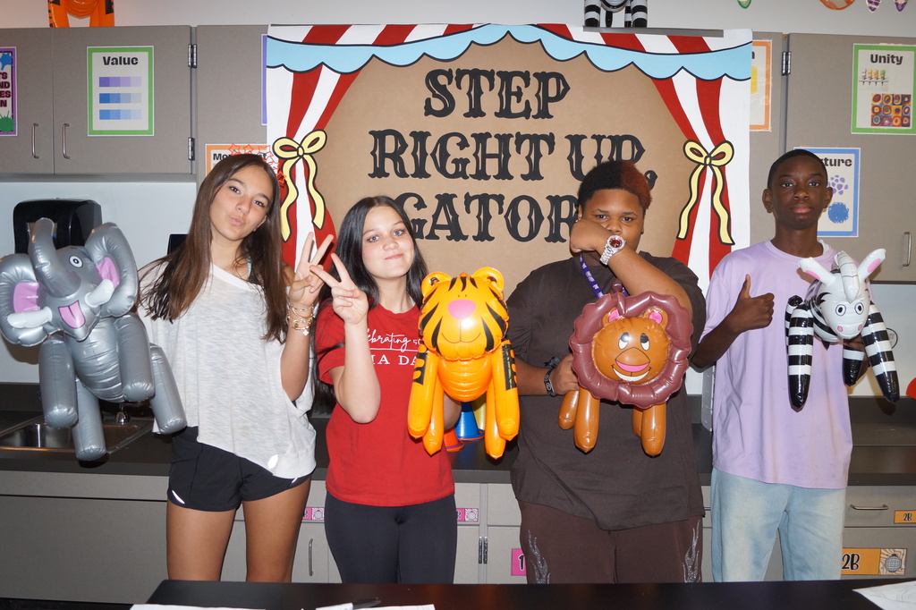 🎪🎨 Step right up! Our 8th grade artists ROCKED the carnival at Rock Your School! 🎟️✨Our students turned their favorite celebrities into carnival-style caricatures! 🤡🎭