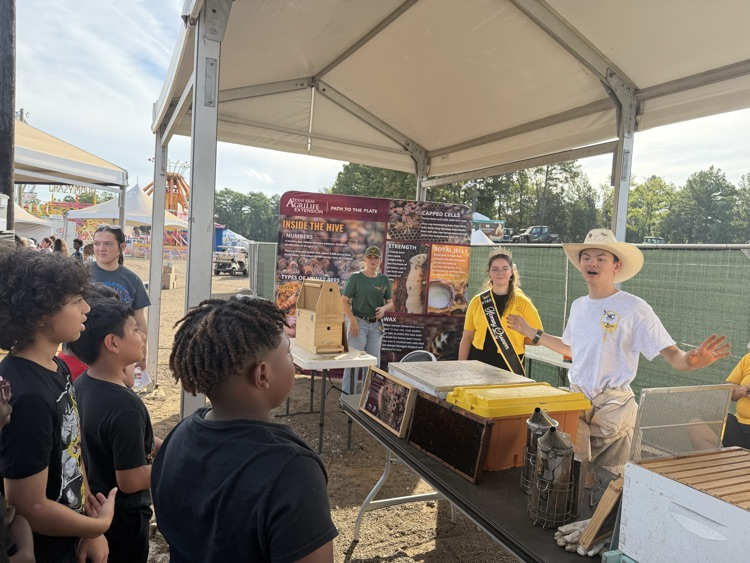 4th fair field trip 