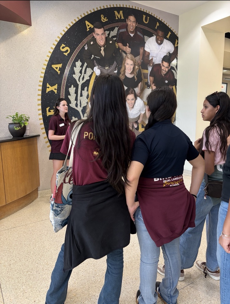 students on tour of A&M
