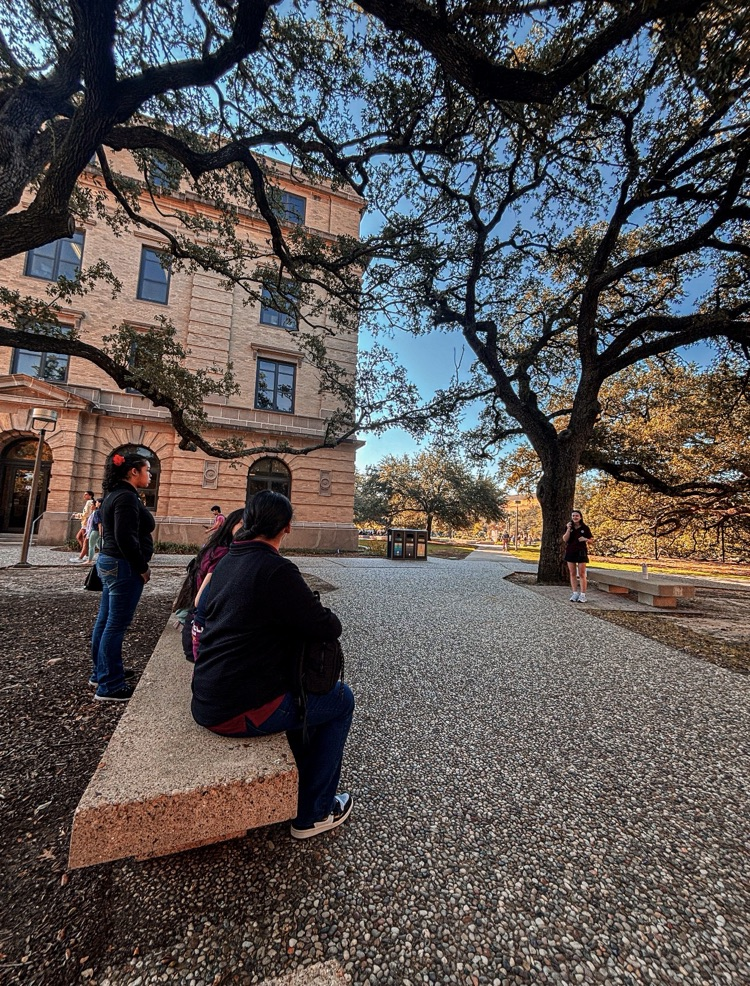 students on tour of A&M