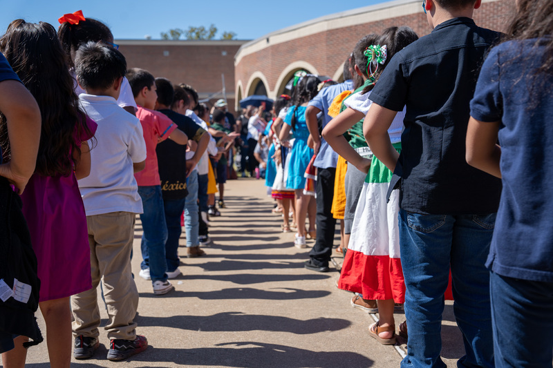 elementary kids in line outside school