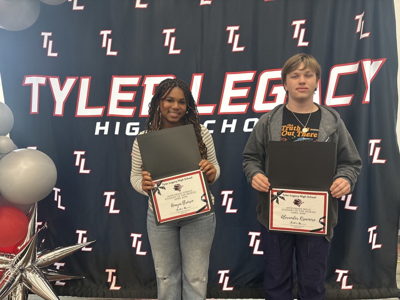 Sophomores of the Month: Anaya Brown and Alexander Kisamore