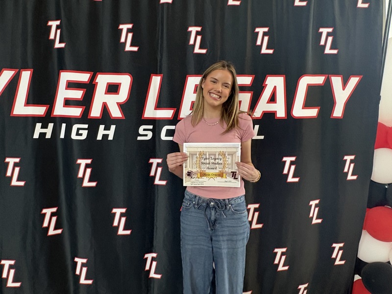 Social Studies Award: Olivia Graves