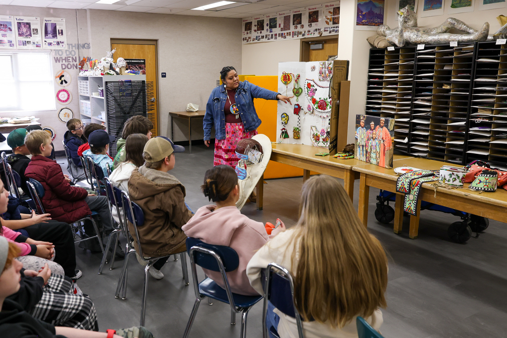 Beading artist Geraldina Selestewa