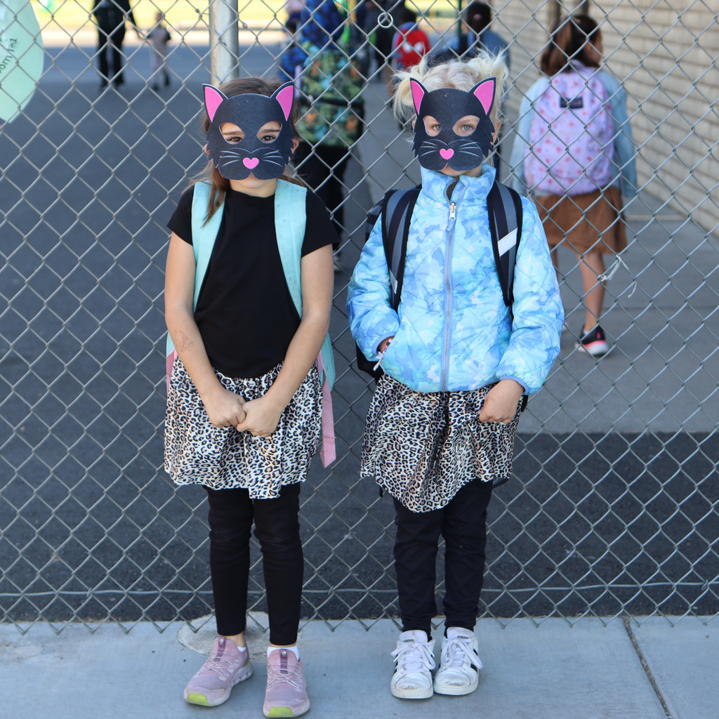 MHES students dressed up