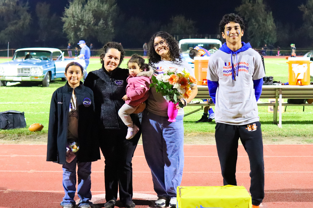 Photo of senior court with family