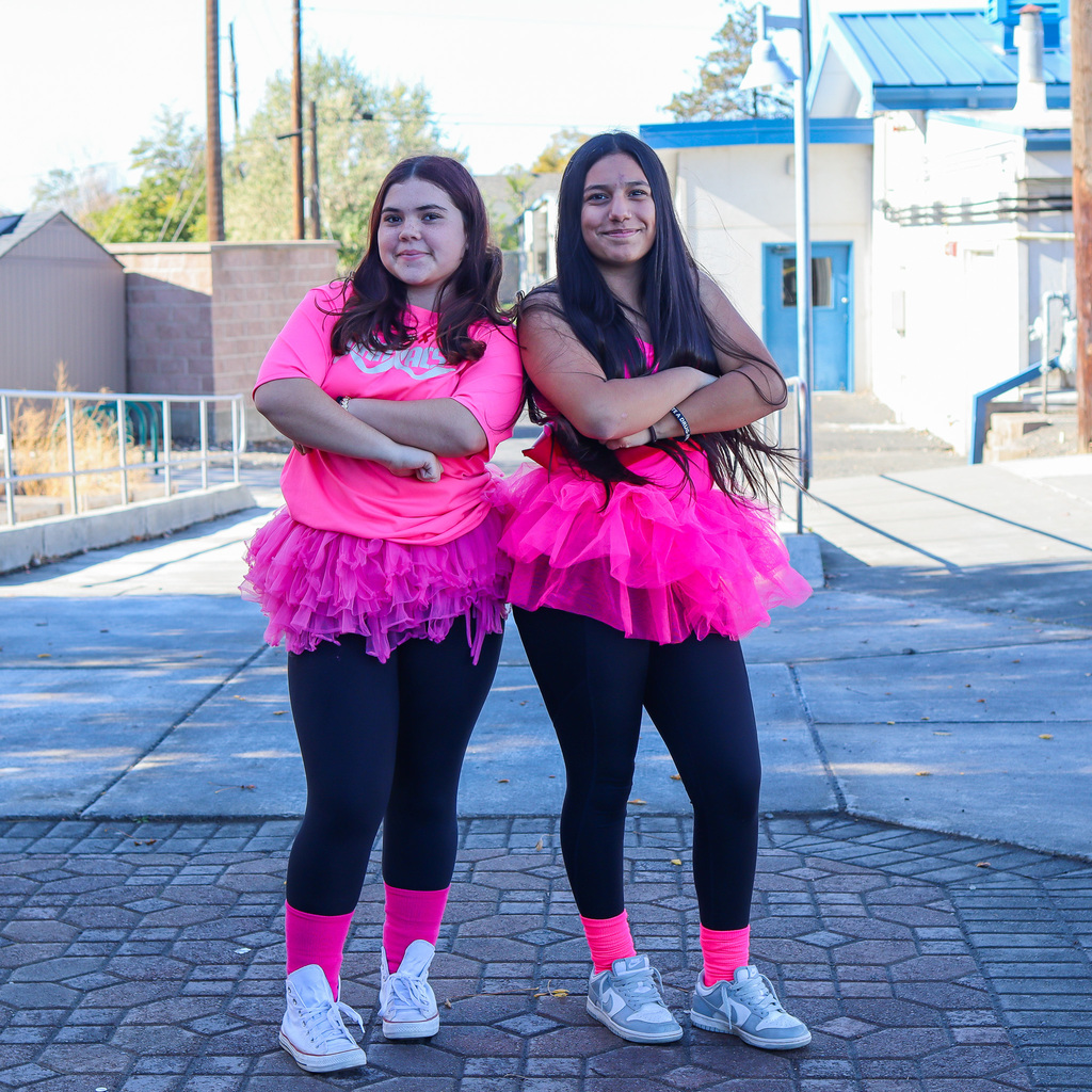 students dressed up wearing neon