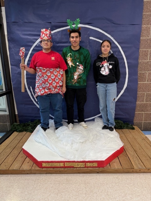 photo of students dressed up 