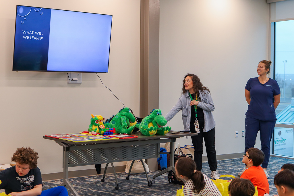 students learning about healthy habits