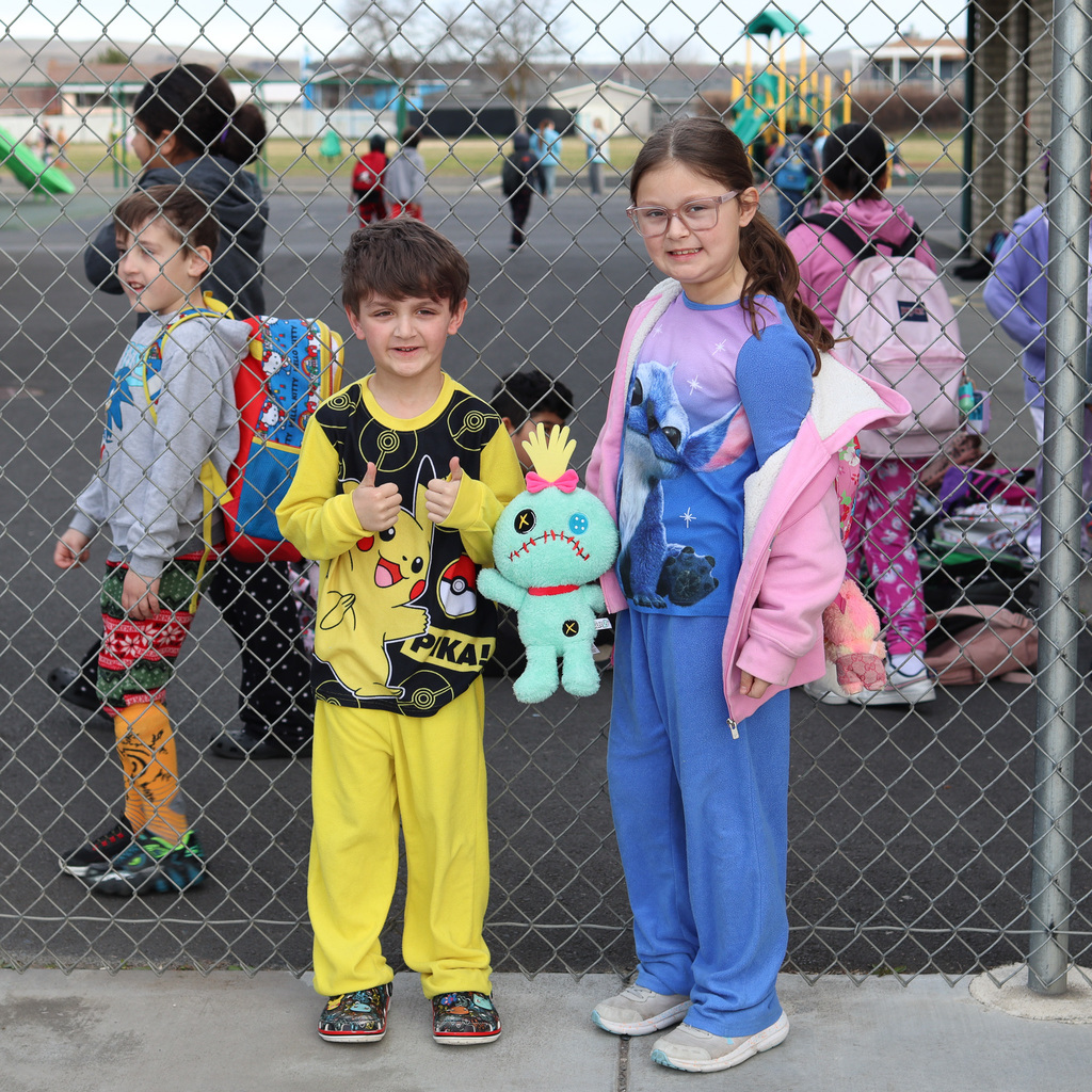 MHES students wearing pajamas