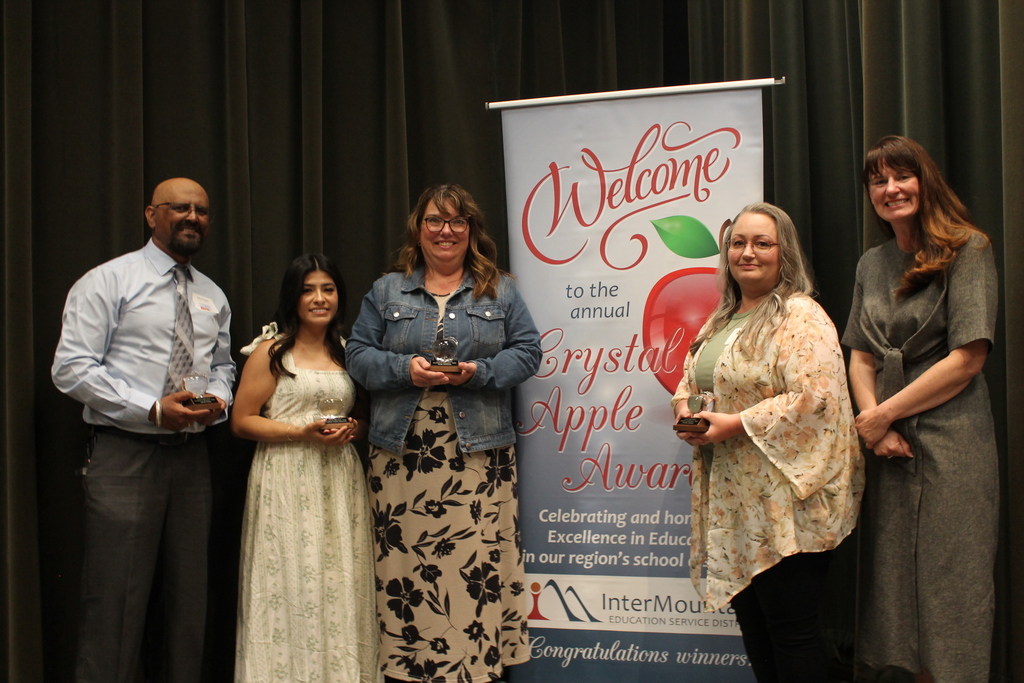 Left to right: Salesh Karan, Daphne Castro, Molly Hottman, Dorothy Estrada, Superintendent Heidi Sipe