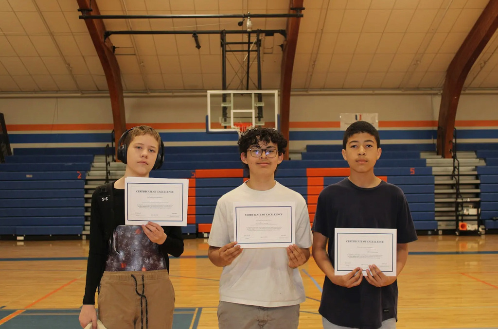 Photo of students with awards