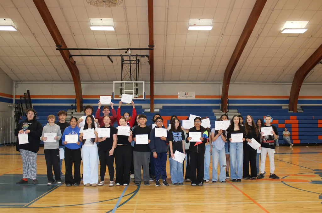 photo of students with awards