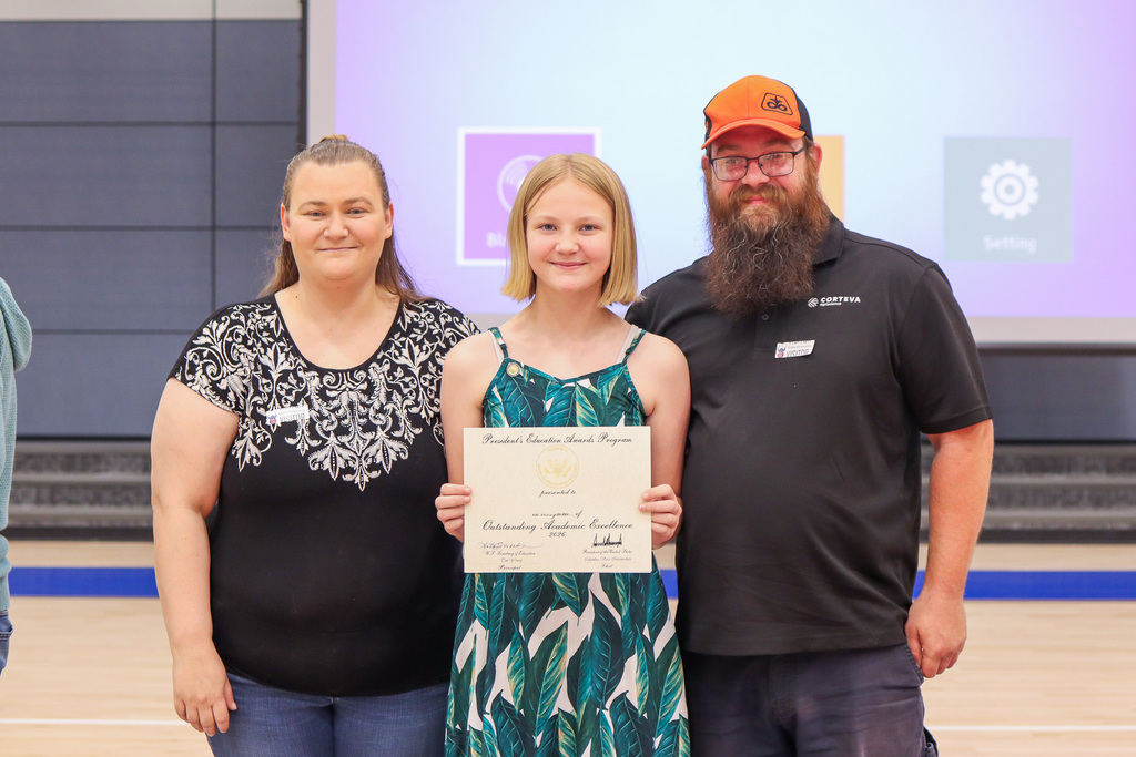 Photo of student with family