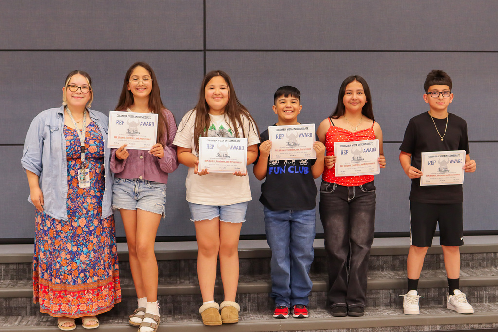 Mrs. Mendoza and her REP Award winners